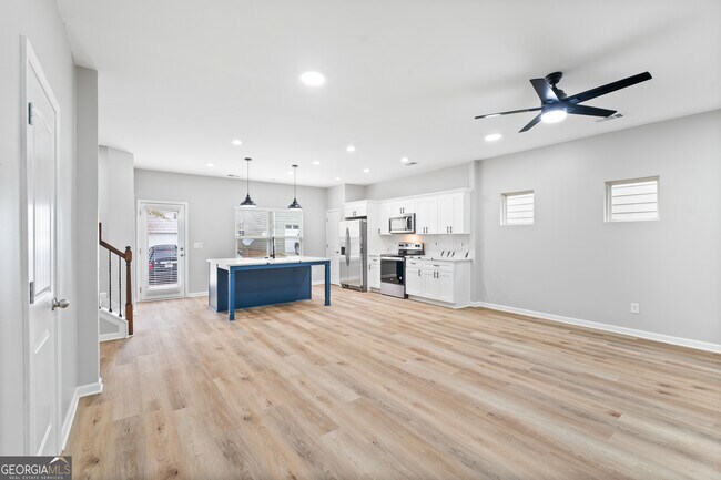 Foto del edificio - 503 Mill Ridge Rd