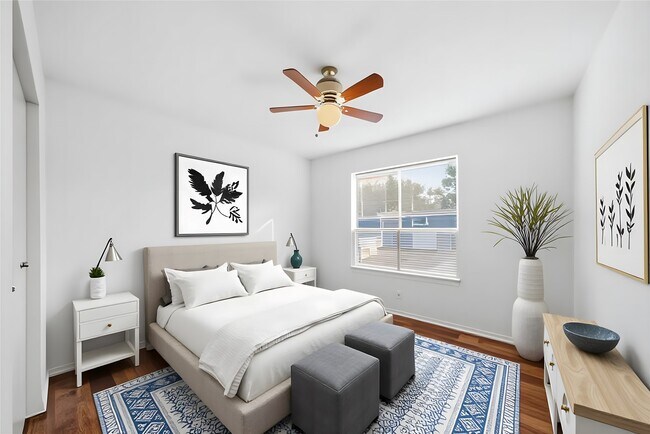 Foto del edificio - 11002 Hammerly Blvd