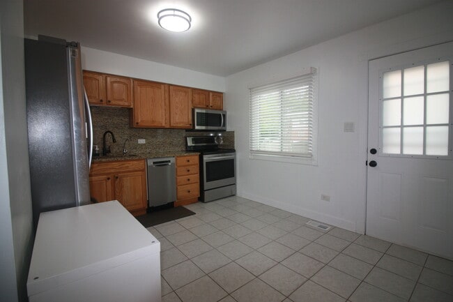 Foto del edificio - 1624 Greenwood Rd