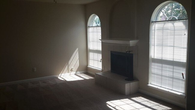 Building Photo - 3539 Horizon Lk