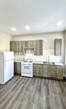 Building Photo - 7621 Virginia Ave