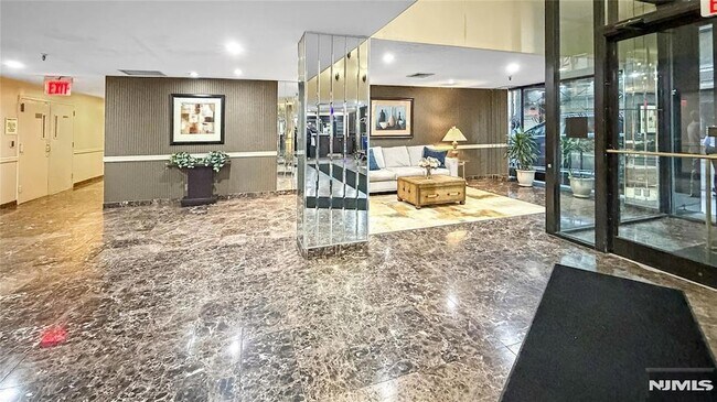 Foto del edificio - 326 Prospect Ave