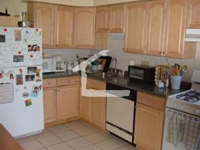Great 4 Bed Perfect for BU - Great 4 Bed Perfect for BU House