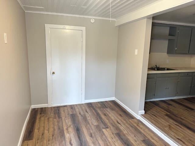 Building Photo - 4033 Pineview Dr NW
