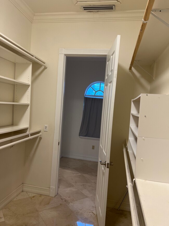 Walk in closet - 6795 SW 98th St