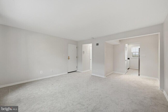 Foto del edificio - 525 Bashford Ln