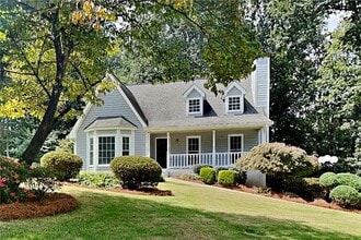 Building Photo - 2200 Hamstead Ct