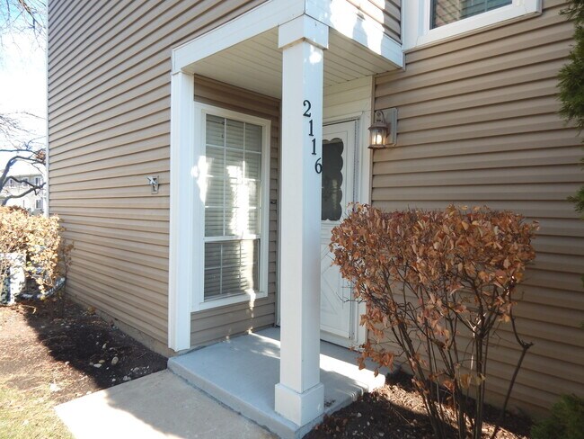 Building Photo - 2116 Southwind Cir