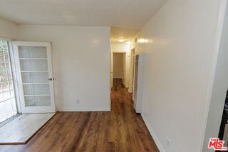 Foto del edificio - 547 1/2 Brooks Avenue Apt #back, Los Angeles, CA 90291 - 5 BR 3 BA house
