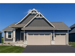 Building Photo - 10275 Shadyview Ln N