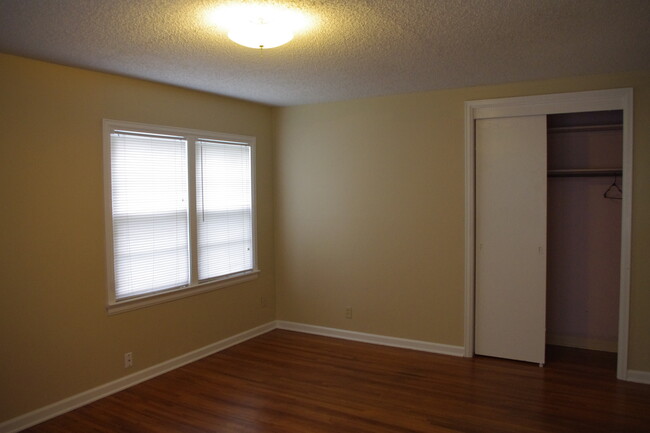 Master Bedroom - 15 W 15th Ave