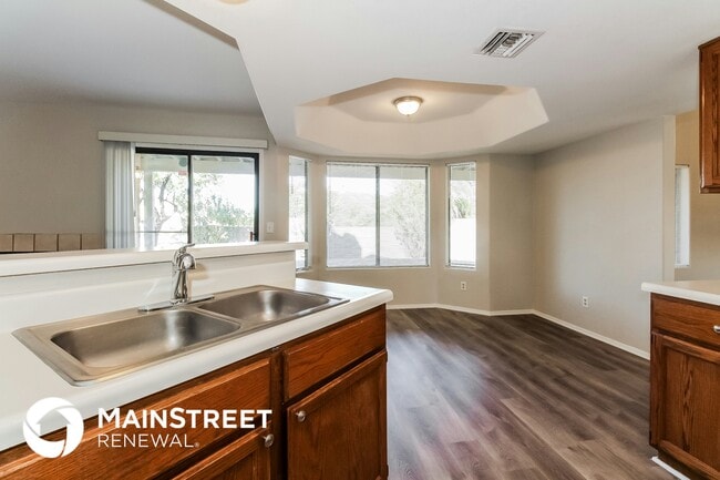 Building Photo - 8989 N Tiger Eye Way