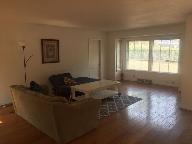 Building Photo - Lewis & Clark Law School International Students ONLY