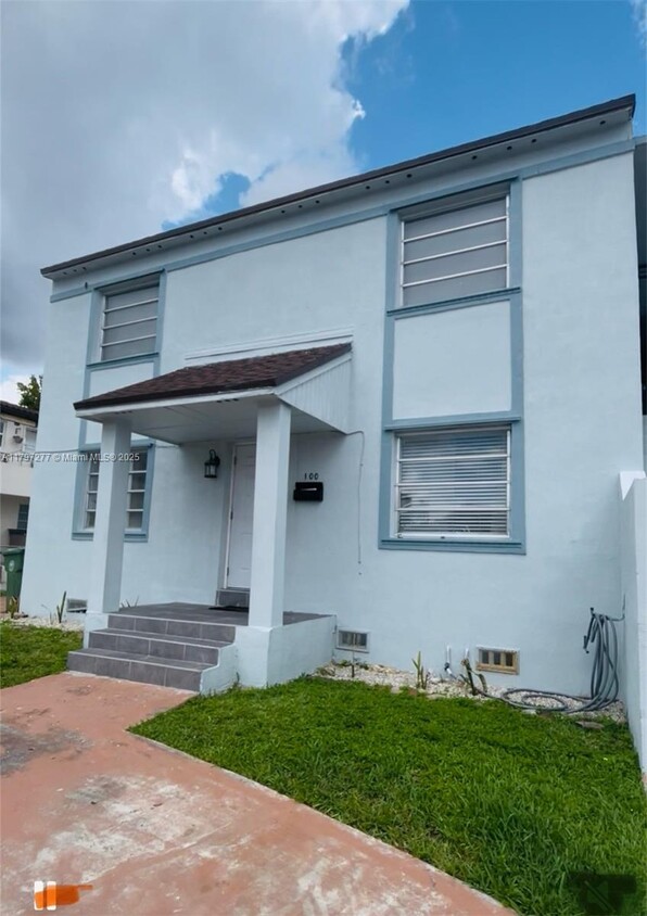 Primary Photo - 100 NW 43rd Pl