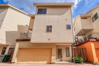 Building Photo - 4305 Eigel St