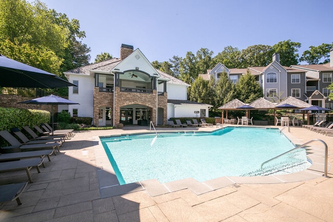 Photo - Highland Square Apartments