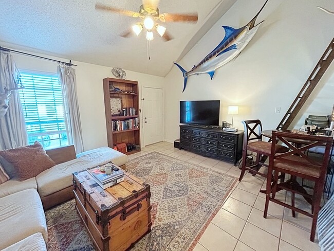 Building Photo - 1 bedroom  Property off Lee Drive- Availab...