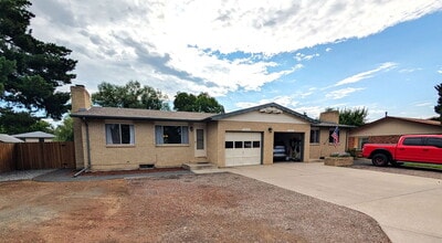 Building Photo - 3504 N Taft Ave