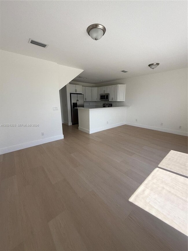 Foto del edificio - 1247 NE 23rd Ave