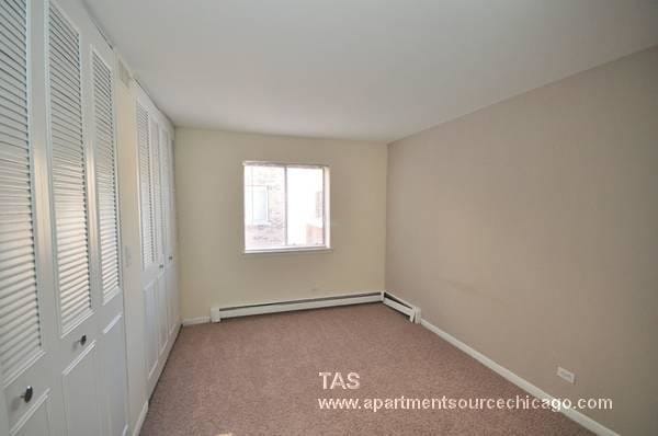 Foto del edificio - 544 W Melrose St