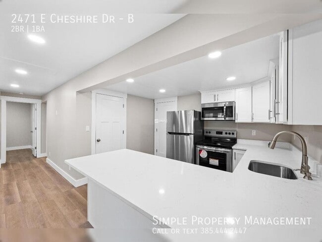 Building Photo - 2471 Cheshire Dr