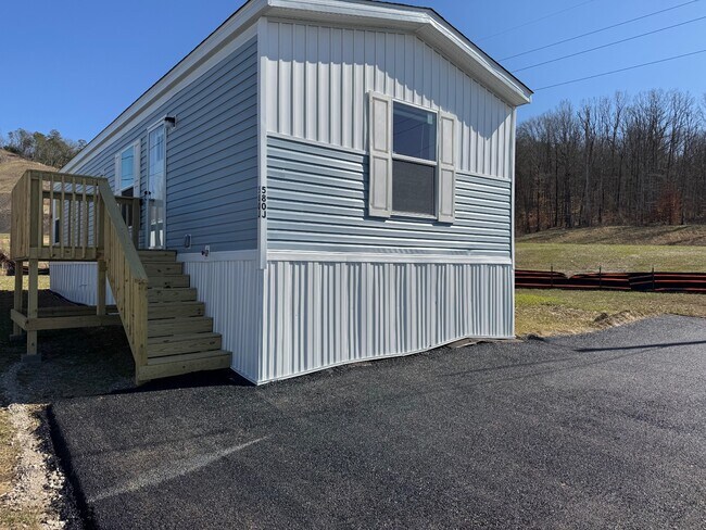 Foto del edificio - 580 Jessica Way