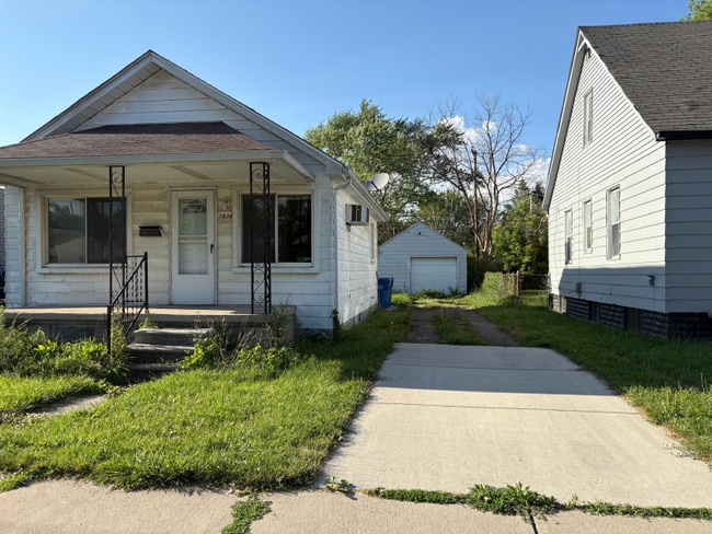 Building Photo - 7535 Toepfer Rd