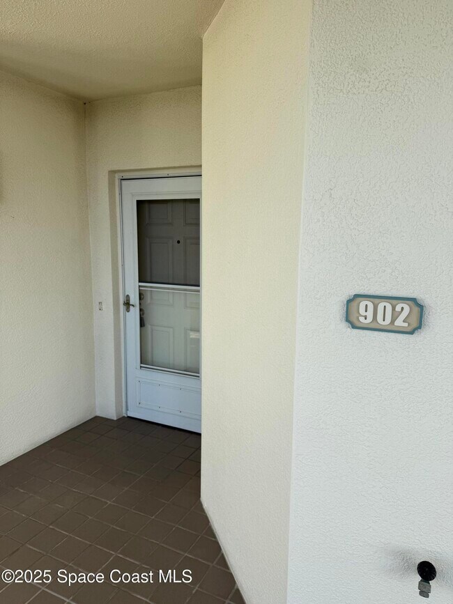 Foto del edificio - 5 Indian River Ave