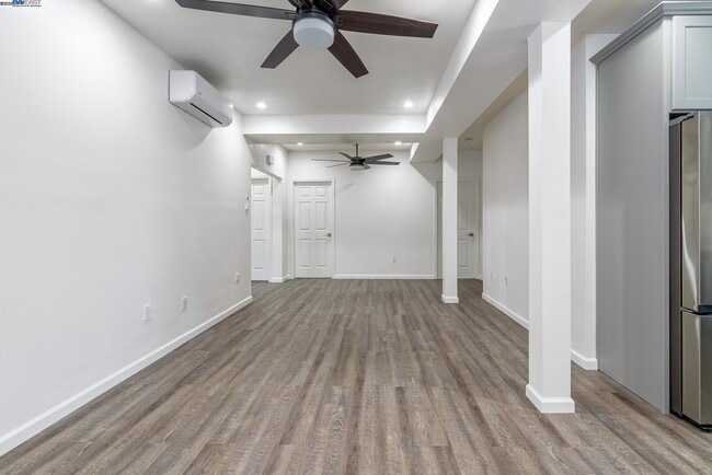 Foto del edificio - 16318 Maubert Ave