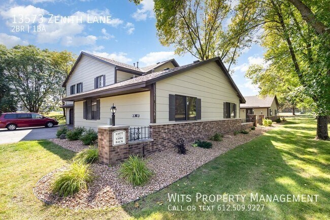 Foto del edificio - 13573 Zenith Ln