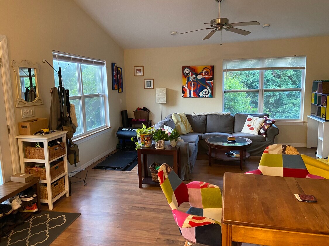 Foto principal - 1702 Haven Dr
