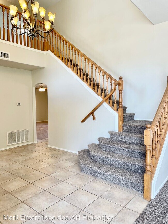 Foto del edificio - 5 br, 3 bath House - 16001 S 38TH WAY