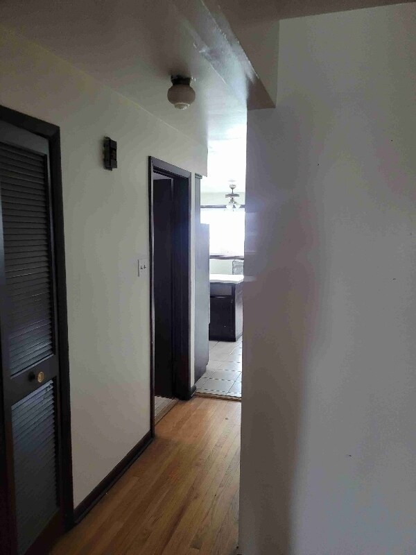 Foto del edificio - 1 Yates Ave