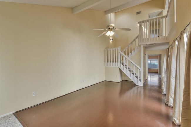 Hermosos Espaciosa sala de estar - 2816 Windchase Blvd