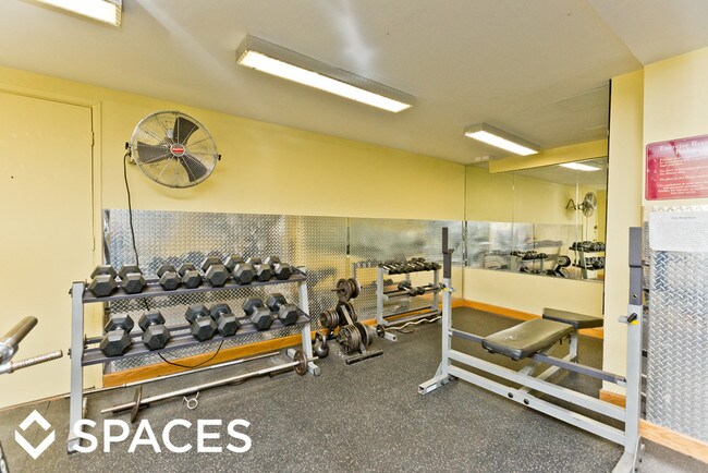 Foto del edificio - 639 W Grace St