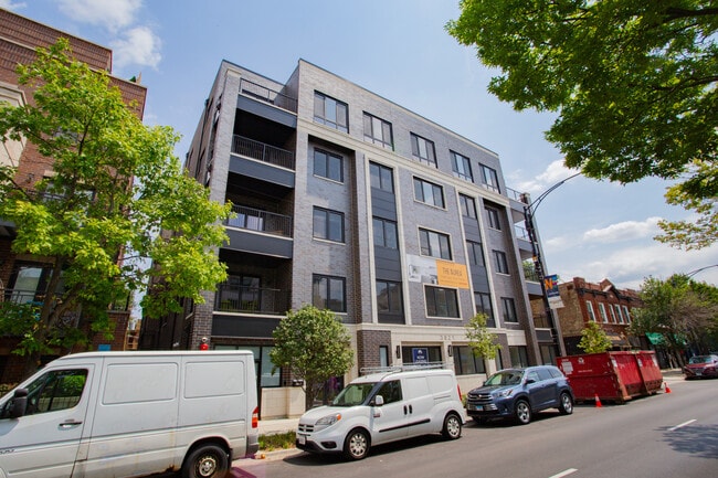 Building Photo - 3821 N Ashland Ave