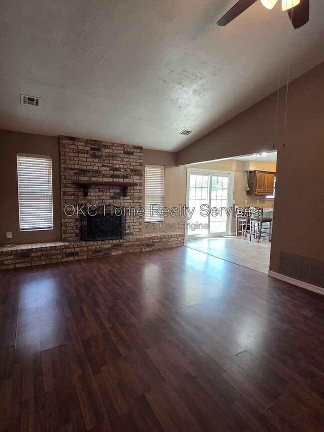 Building Photo - 1012 Cooper Ln