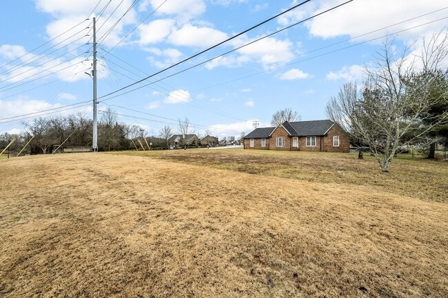 Building Photo - 1015 Brinkley Rd