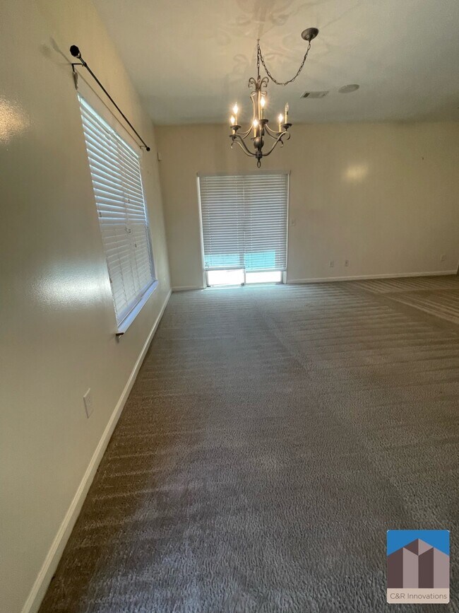 Foto del edificio - 805 Pleasant Hill Rd NW