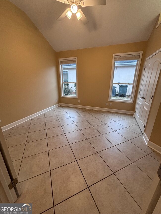 Foto del edificio - 455 Eagle Blvd