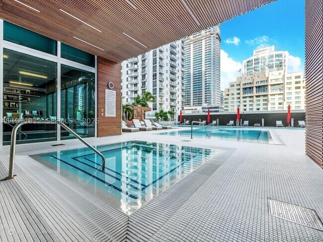 Foto del edificio - 1080 Brickell Ave