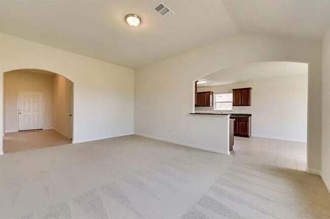 Foto del edificio - 1323 Chapman Dr
