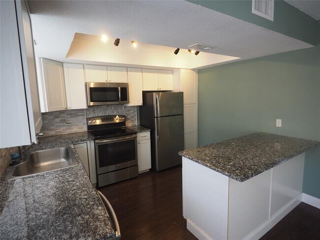 Foto del edificio - 8938 N Plaza