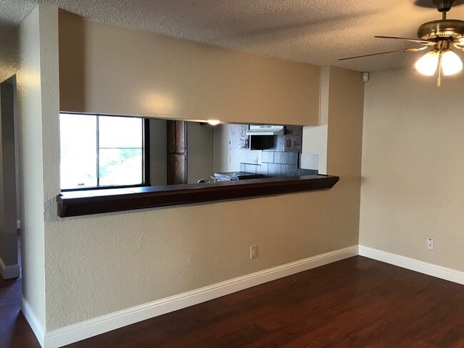 Foto del edificio - 3 bedroom in East Modesto!