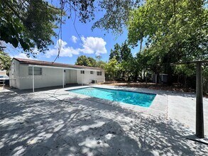 Building Photo - 1310 NW 115th St
