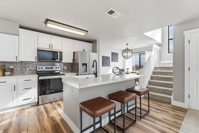 Foto del edificio - 5620 W 80th Pl