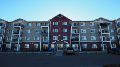 Building Photo - Trilogy East