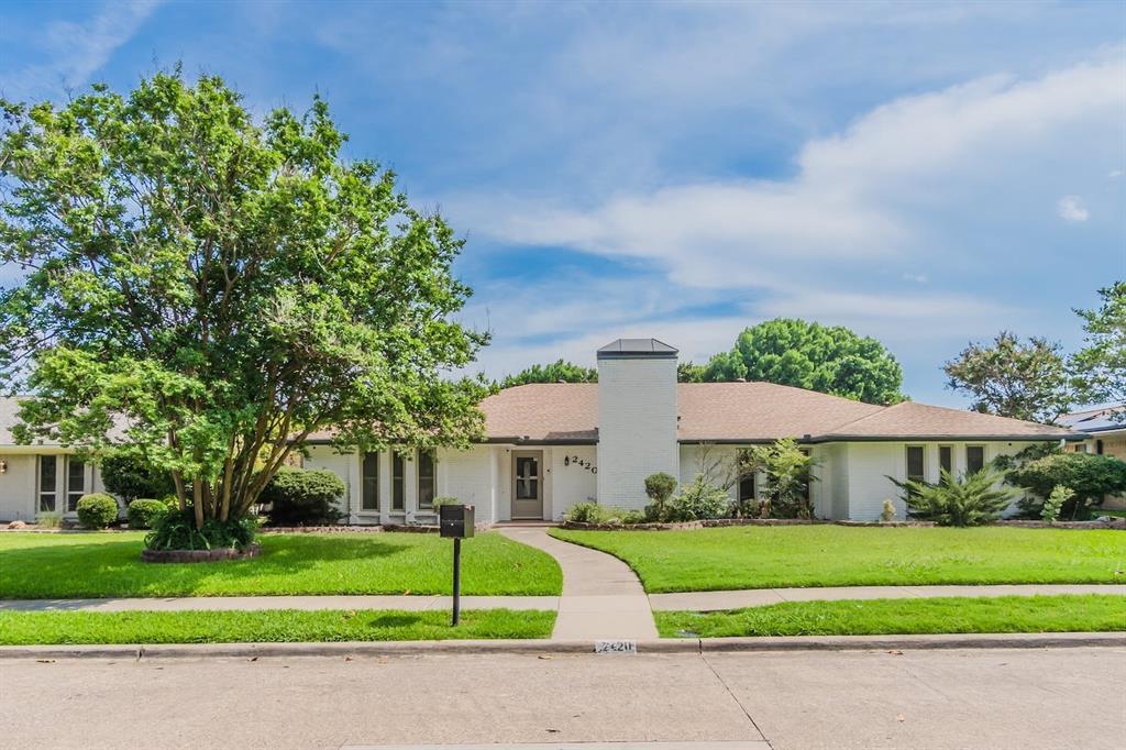 Foto principal - 2420 Regal Rd