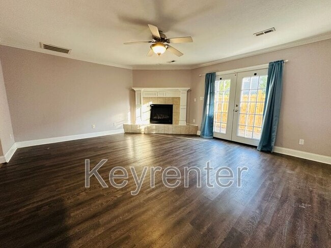 Photo - 2420 Hallerins Ct Townhome