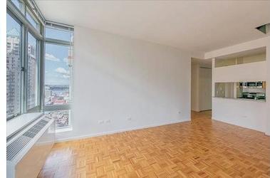 Building Photo - 305 W 50th St